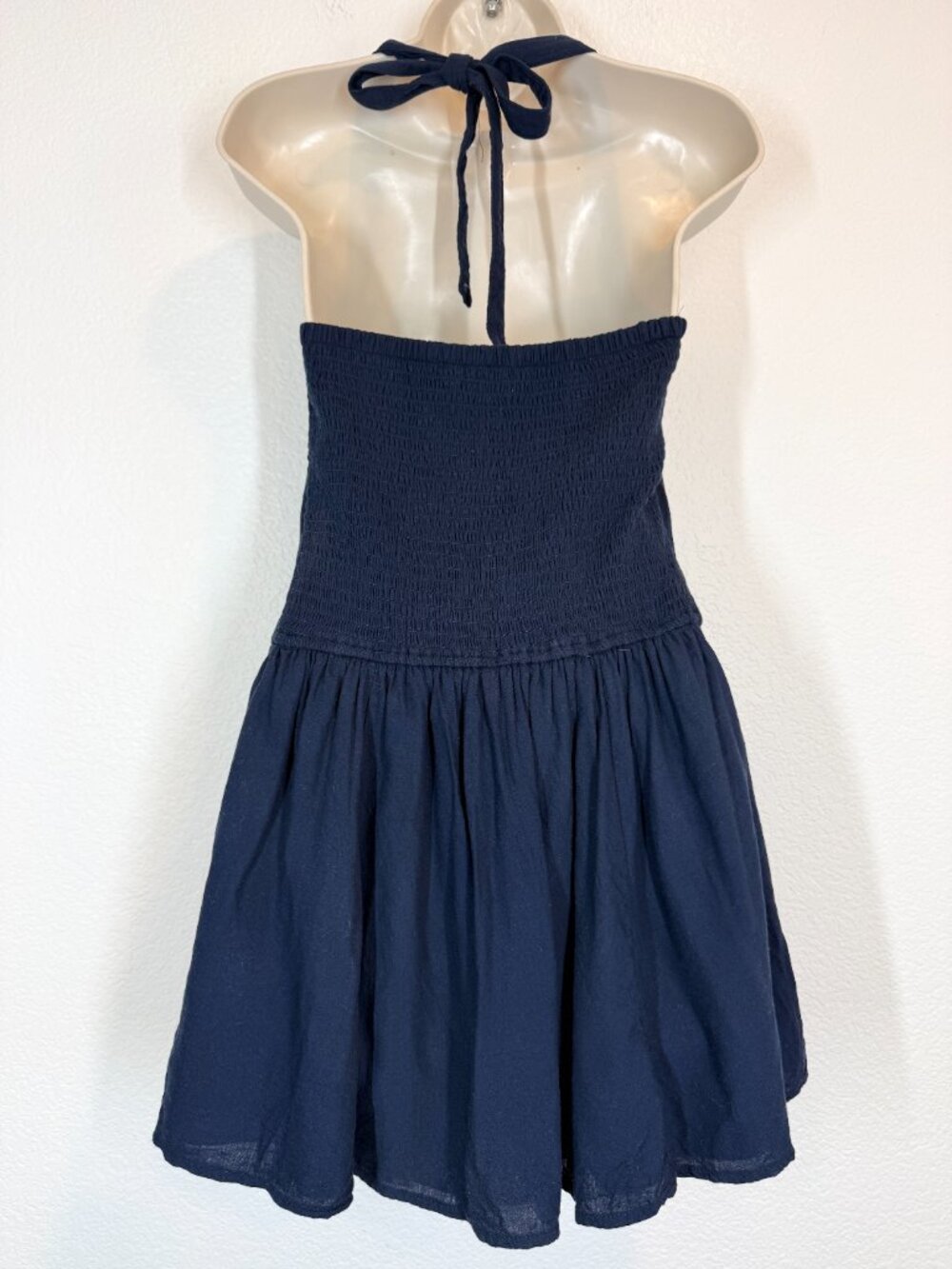Hollister Navy Blue Smocked Halter Mini Dress Size Small - Picture 3 of 11
